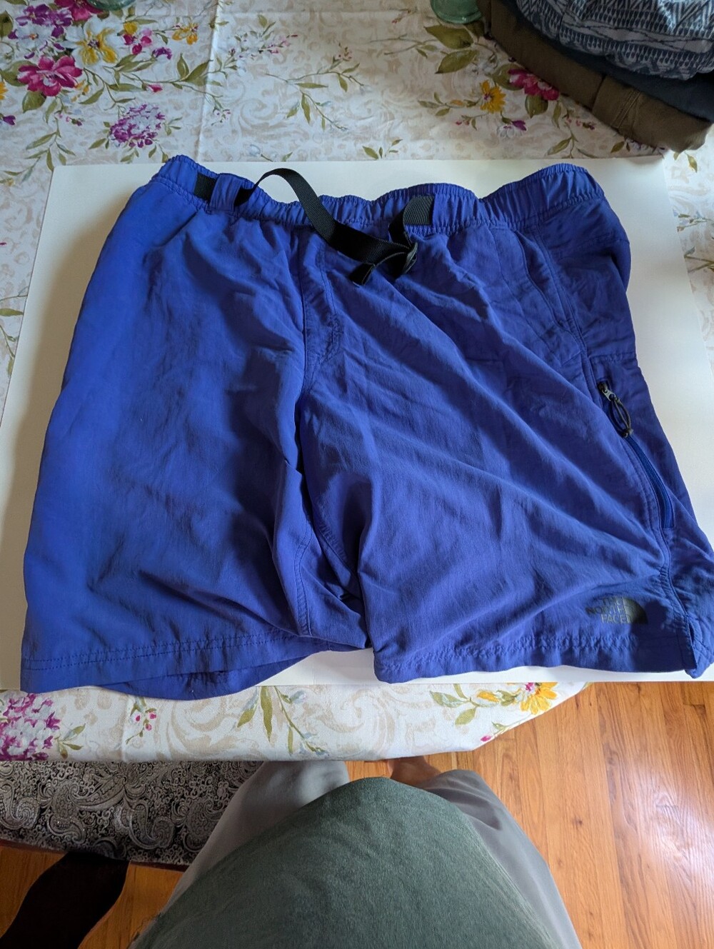 Men's Extra Large North Face River Shorts / Swimsuit